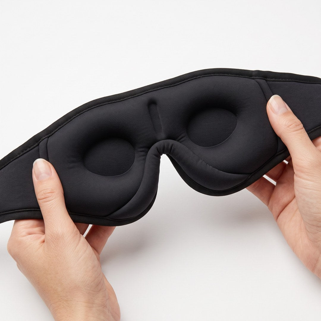 Inside the DaySomnia band — molded contoured eye cups with room to blink